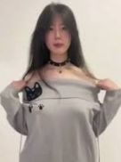 人妻av88-家庭与个人成长的交响曲，人妻角色在AV88中的微妙平衡